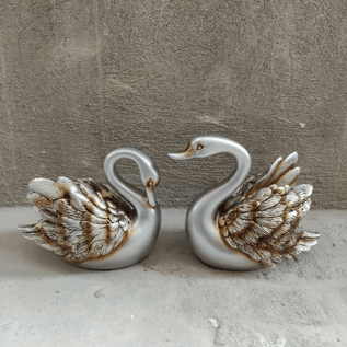 Resine Antique Swan Couple