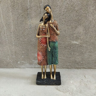 Resine Tall Romantic Couple