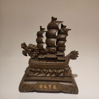 Feng Shui Gilded Dragon-Head Sailboat