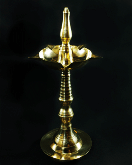Brass Kerala Kuthu vilakku 08